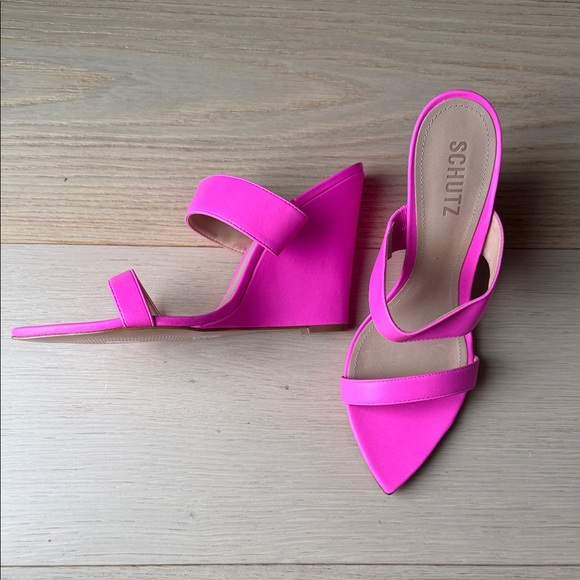 SCHUTZ Shoes - SCHUTZ Neon Pink Pointed-Toe Wedge Slide Sandals
